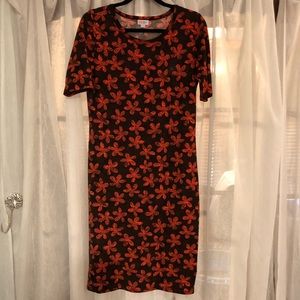 EUC Lularoe Julia Size Medium M